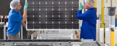 What Type of Panels Does Semper Solaris Use?